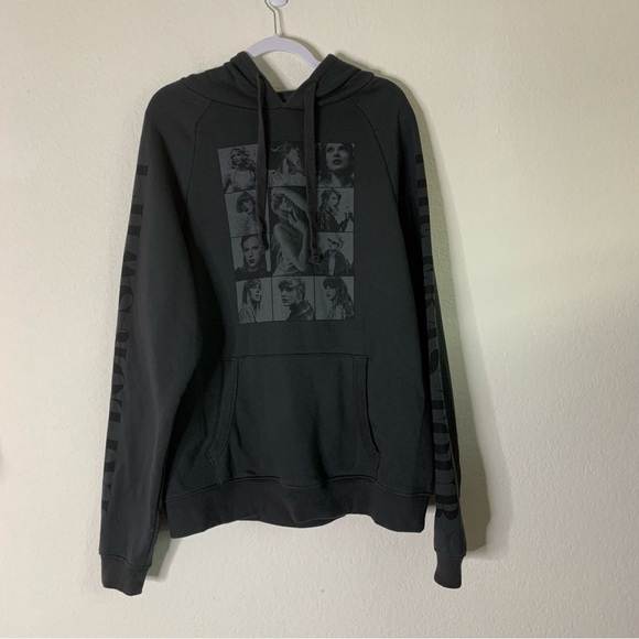 Taylor swift Womens gray the eras tour concert hoodie M - Picture 1 of 8